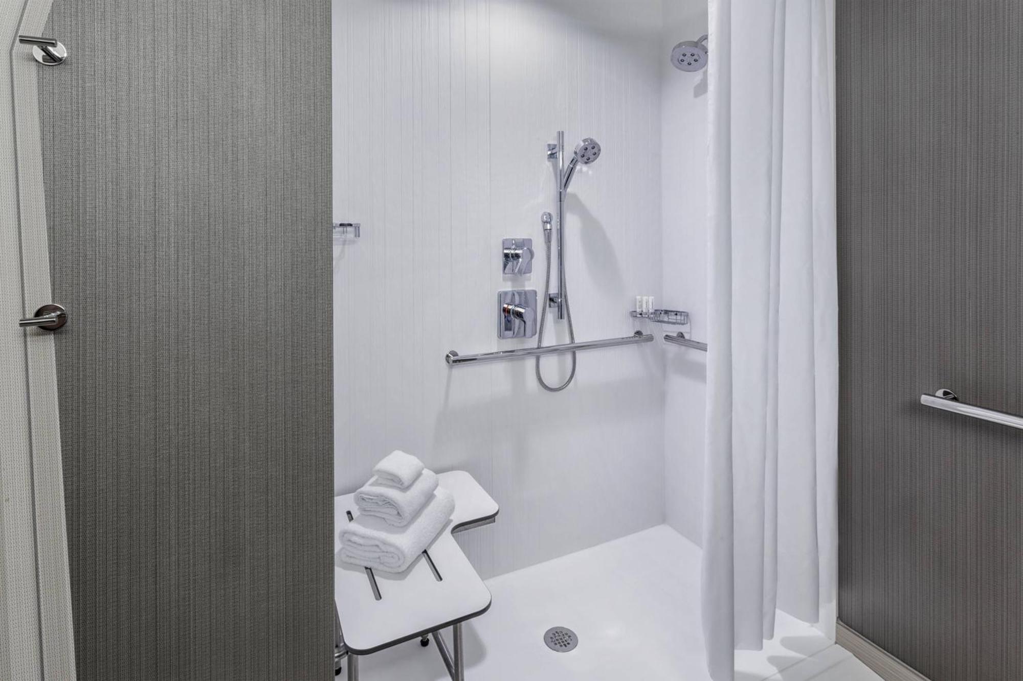 Hotel Courtyard By Marriott Wayne Fairfield Exteriér fotografie